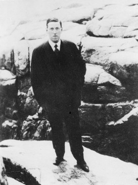 Photo of H. P. Lovecraft, 1922